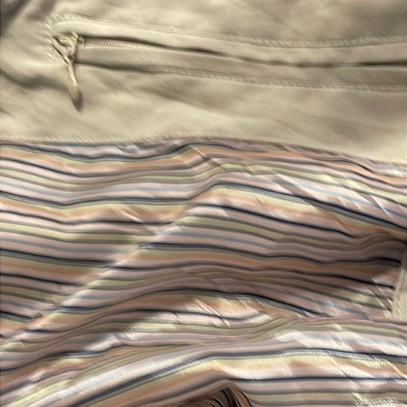 London Fog Tan Trench Coat - Picture 10 of 10